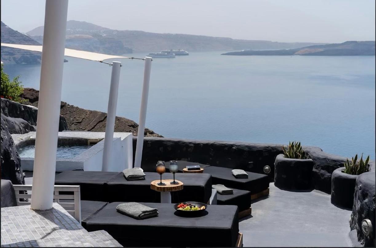 Enalion Suites Oia  Exterior foto