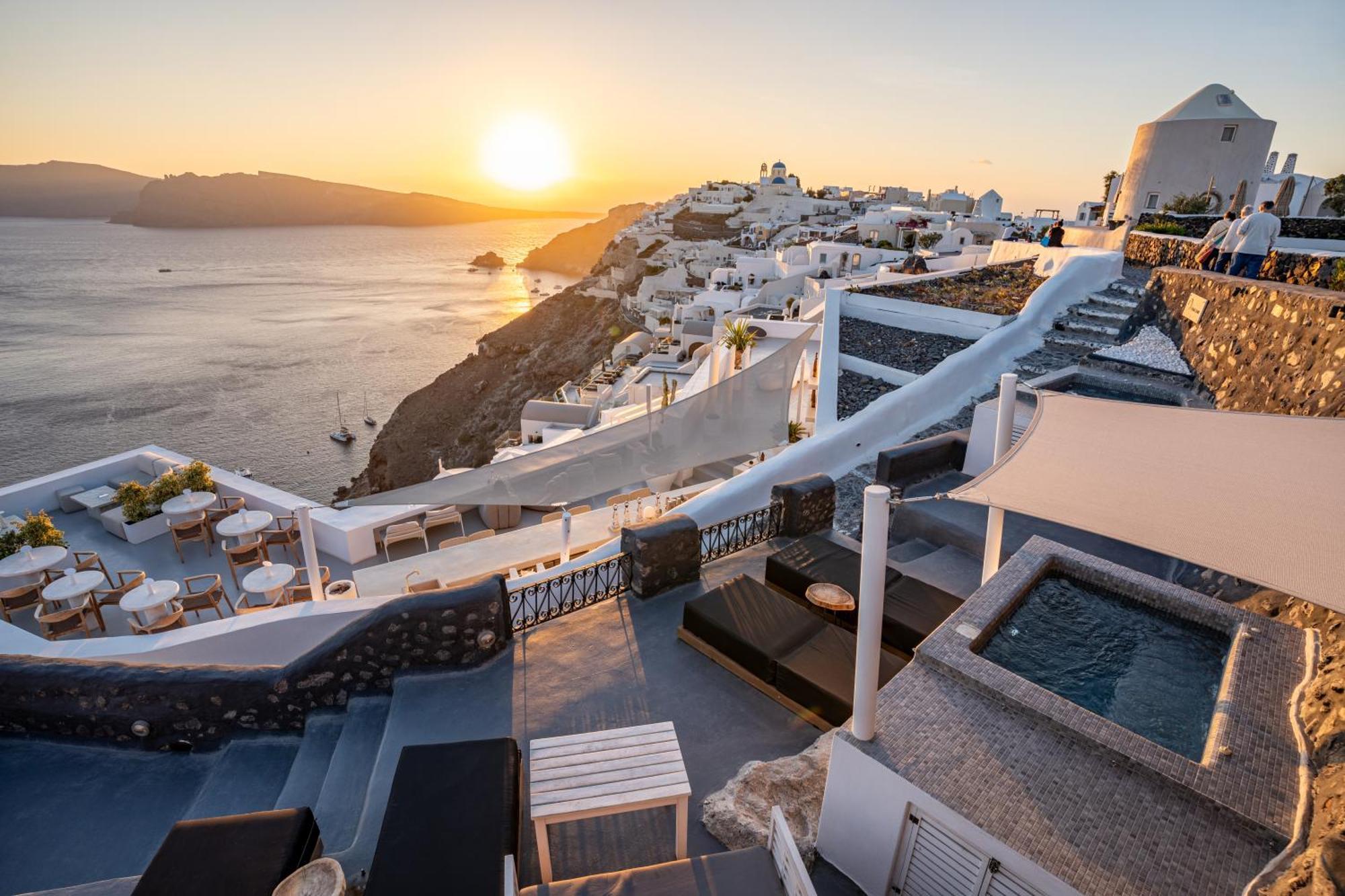 Enalion Suites Oia  Exterior foto